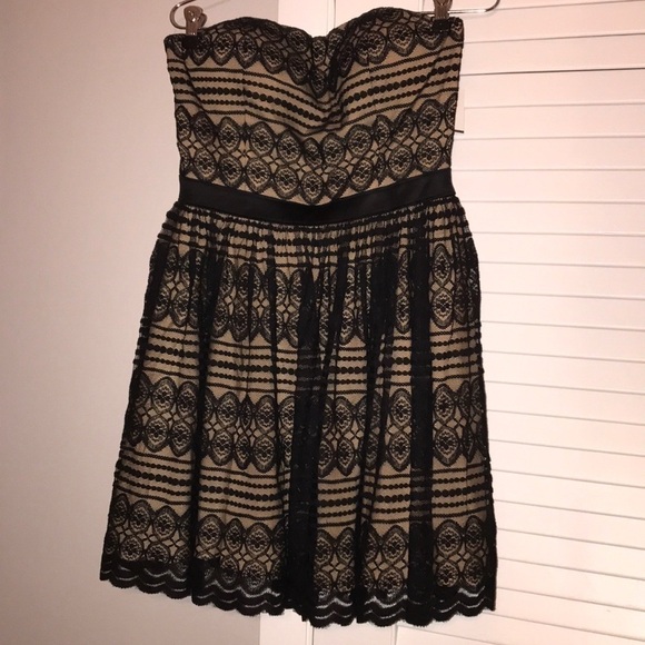 NWT Bebe Medium Fit & Flare Strapless Black Lace Bustier Dress​​​ - Picture 6 of 13